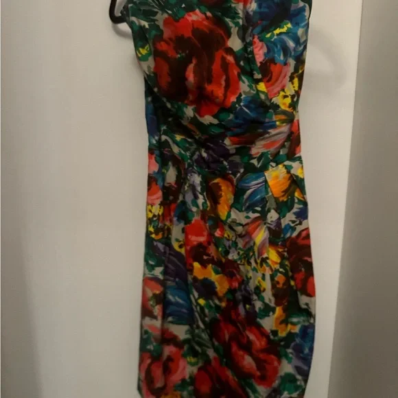 Dolce and Gabbana Floral print Mini Dress - Picture 6 of 6